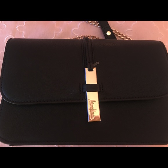 NEIMAN MARCUS BLACK W/ gold CROSSBODY BAG - Picture 6 of 6